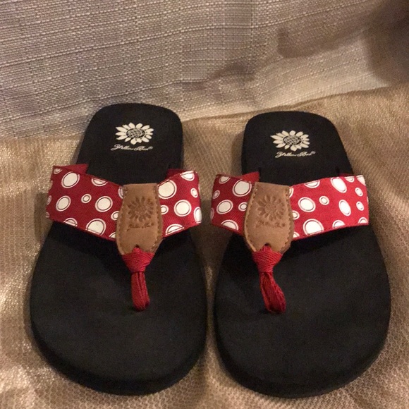 yellow box polka dot flip flops